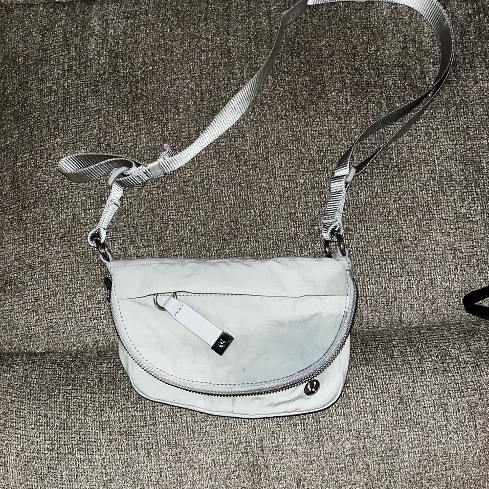 Lululemon All Night Festival Bag